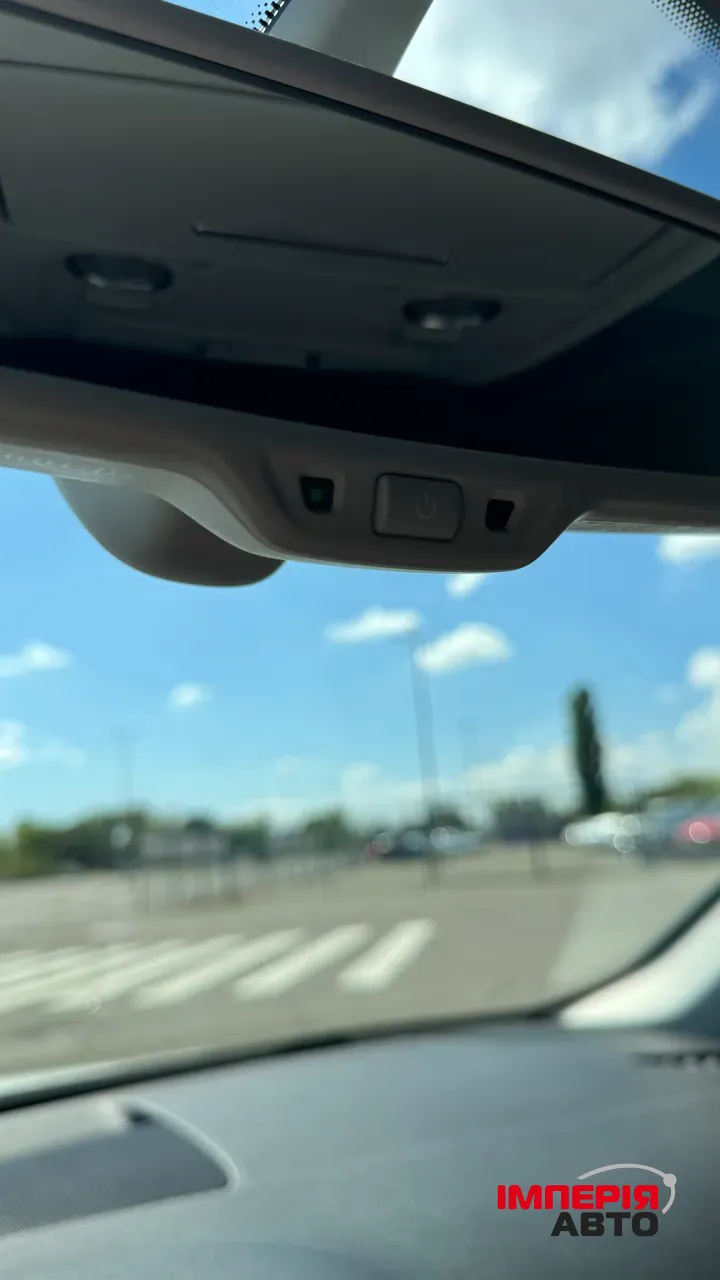 Audi A4 - фото 25