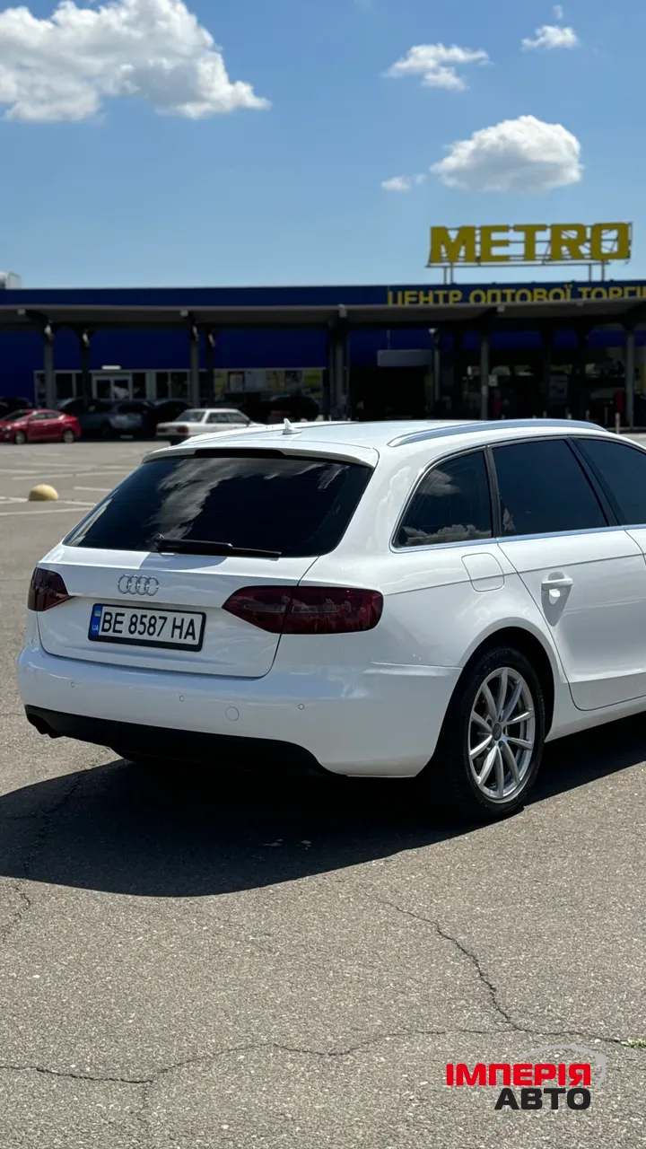 Audi A4 - фото 7