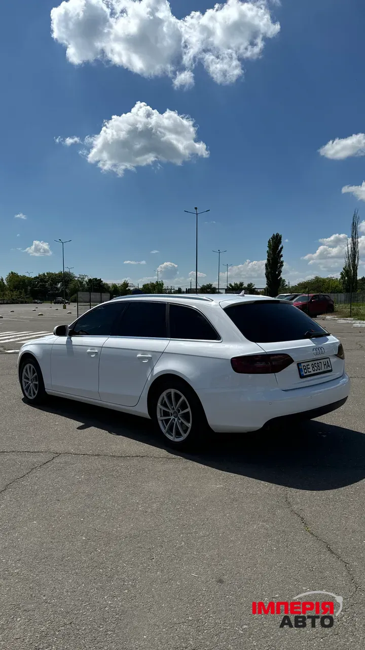 Audi A4 - фото 4