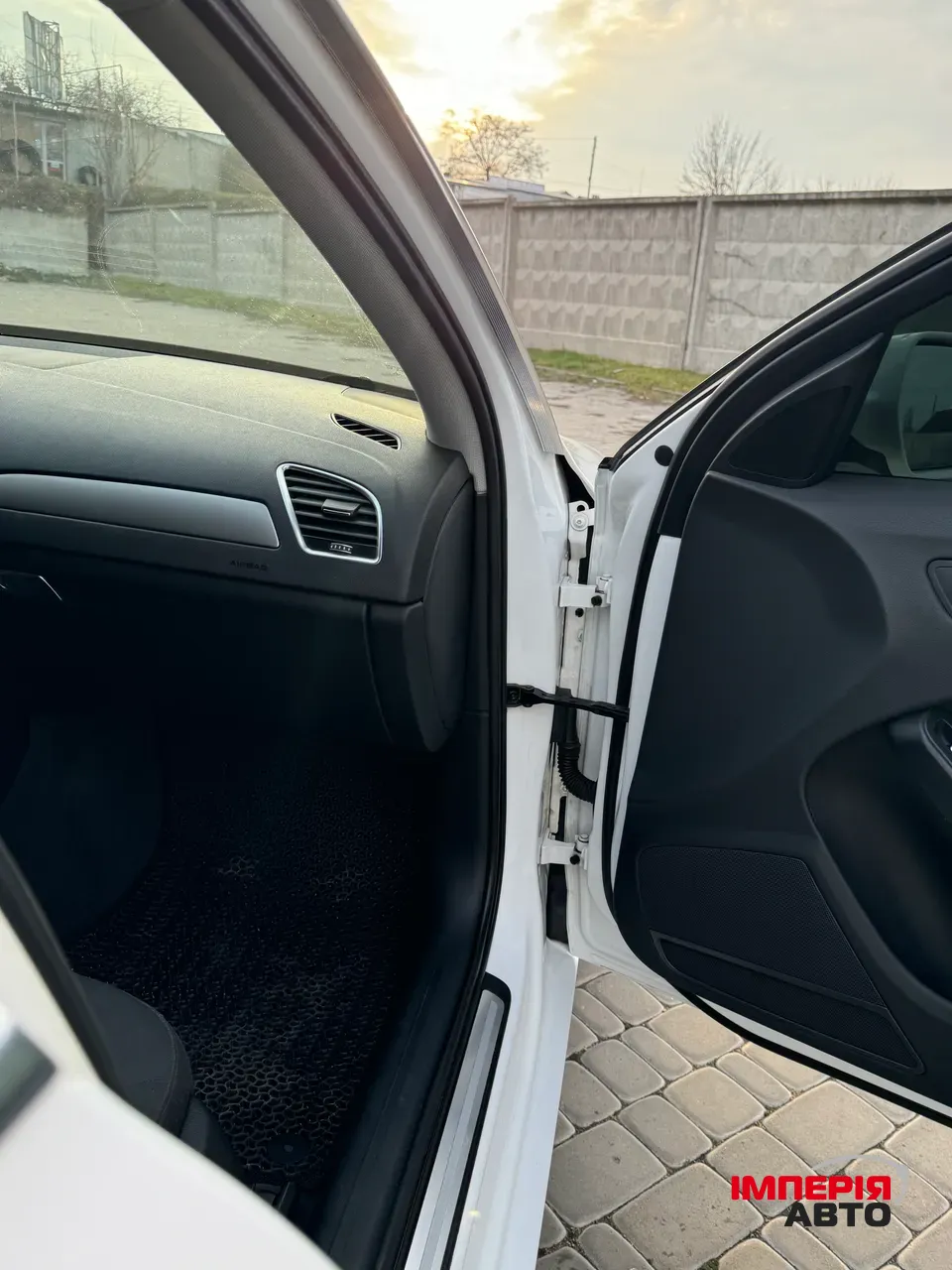 Audi A4 - фото 34