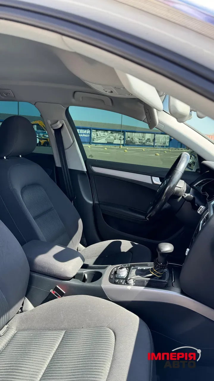 Audi A4 - фото 24