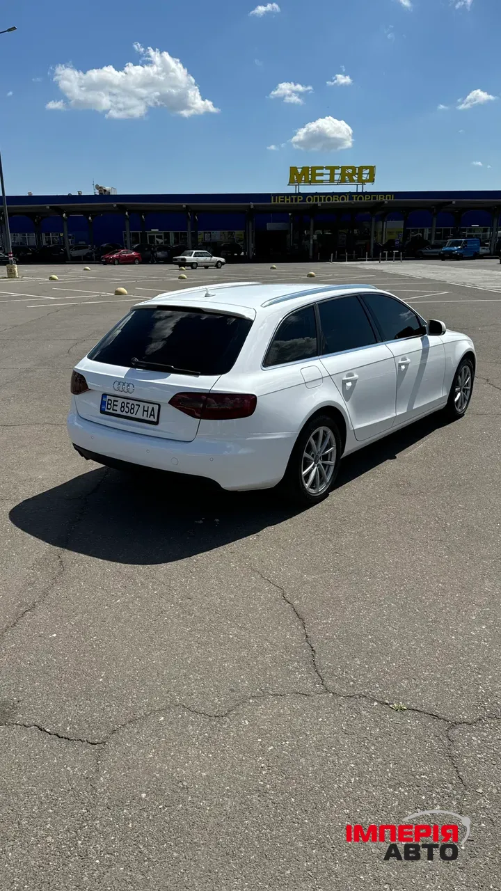 Audi A4 - фото 10