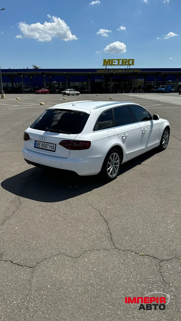 Audi A4 - фото 8