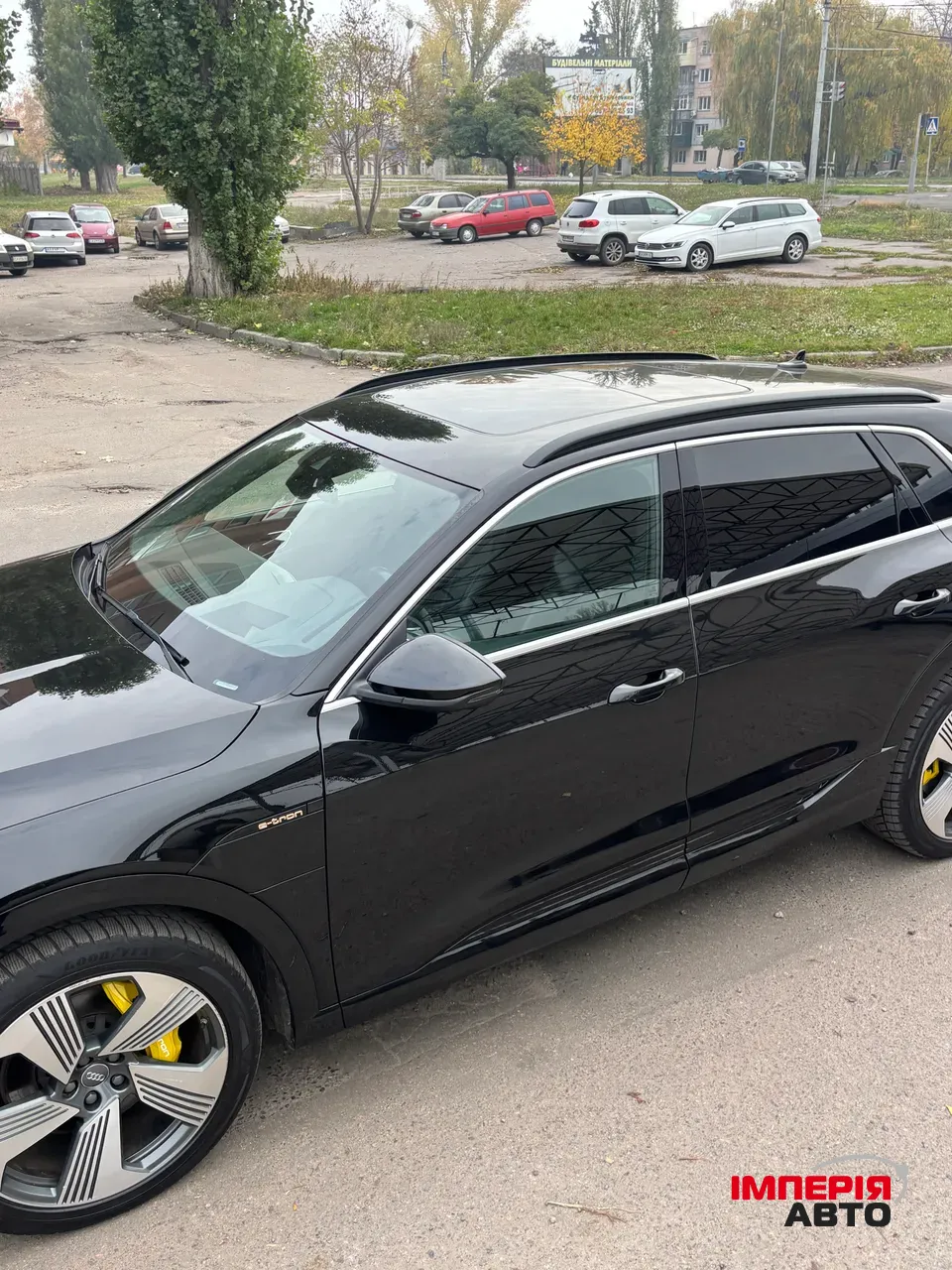 Audi e-tron - фото 9