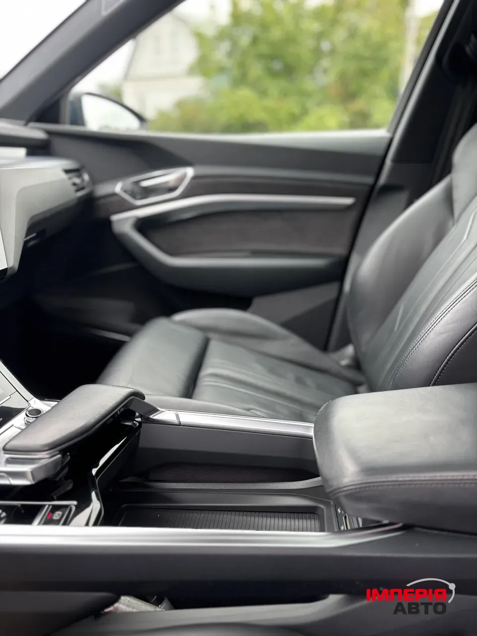 Audi e-tron - фото 50