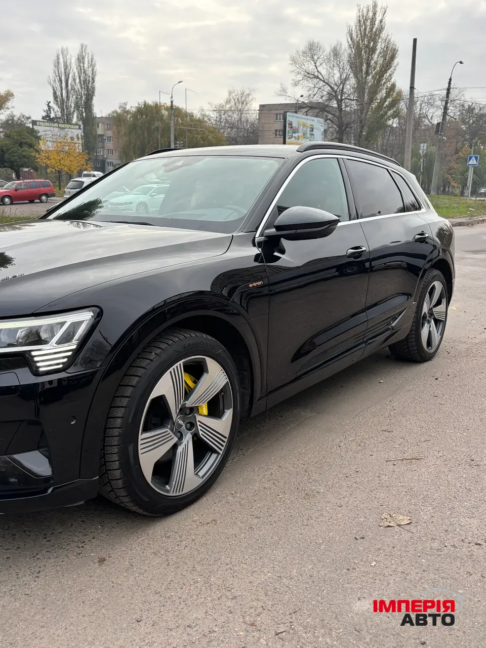 Audi e-tron - фото 20