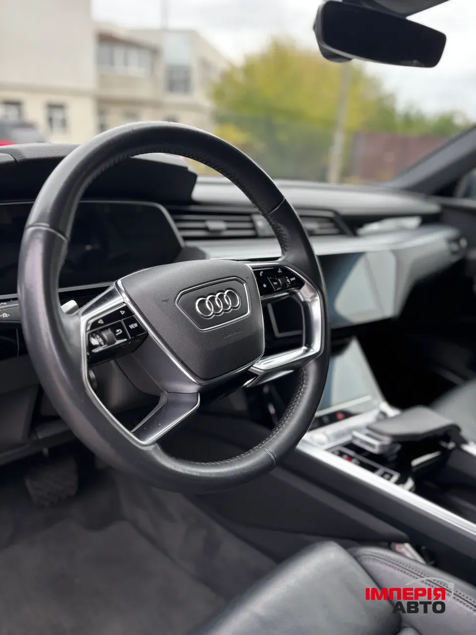 Audi e-tron - фото 46