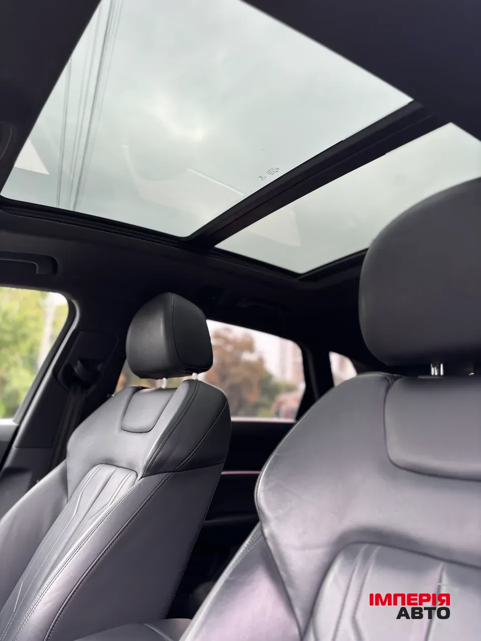 Audi e-tron - фото 30