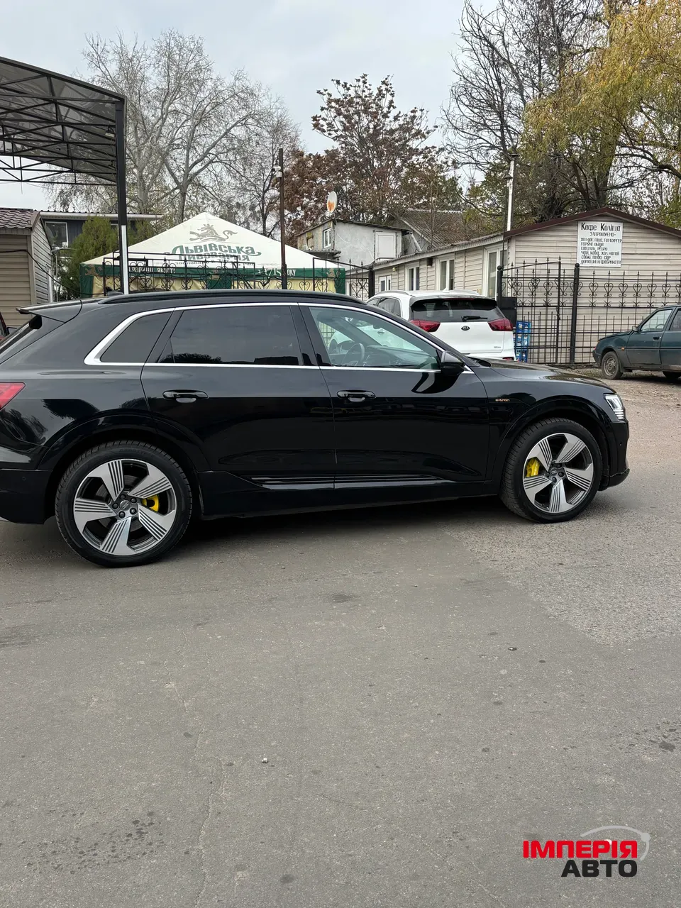 Audi e-tron - фото 2