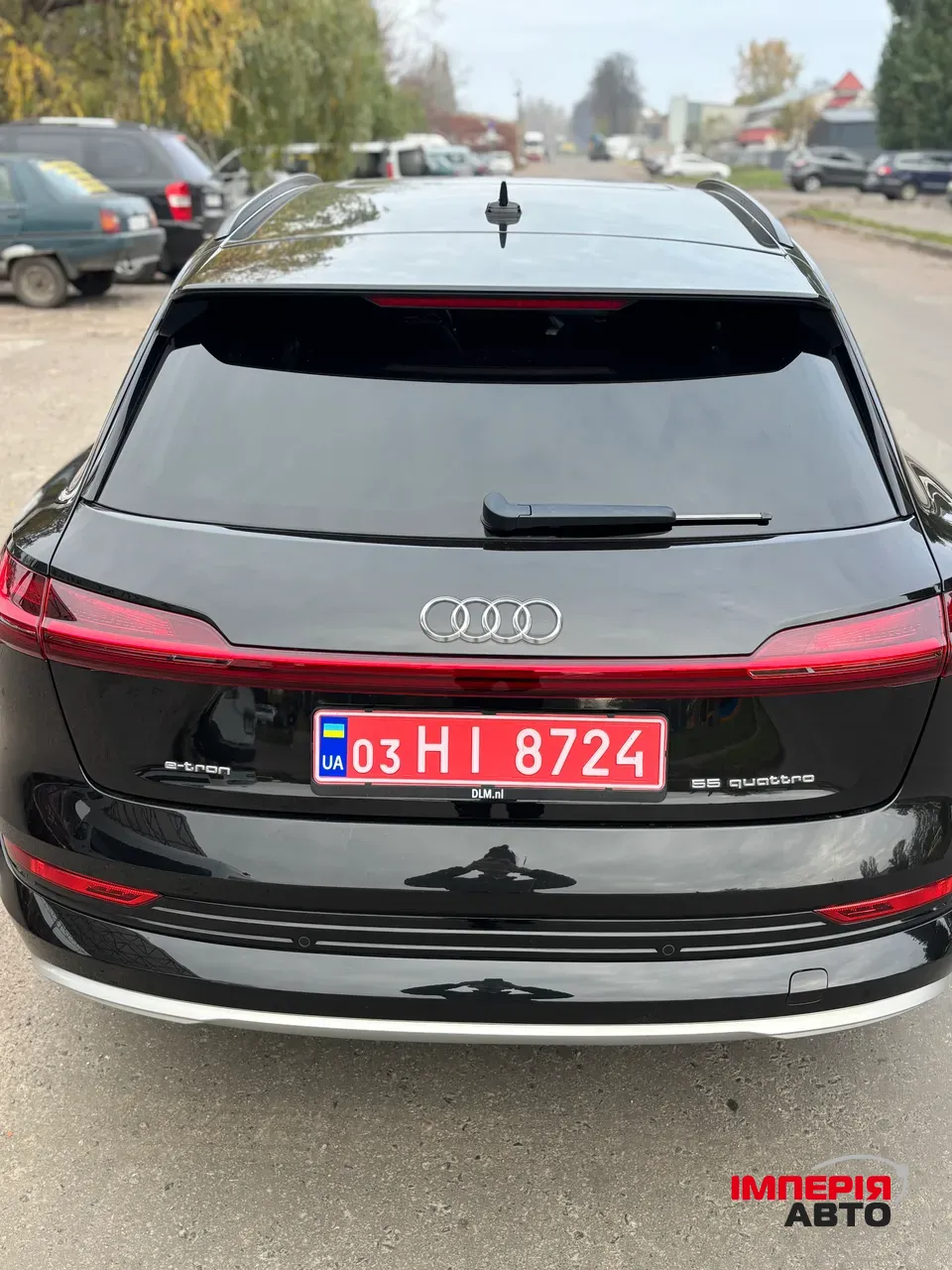 Audi e-tron - фото 11