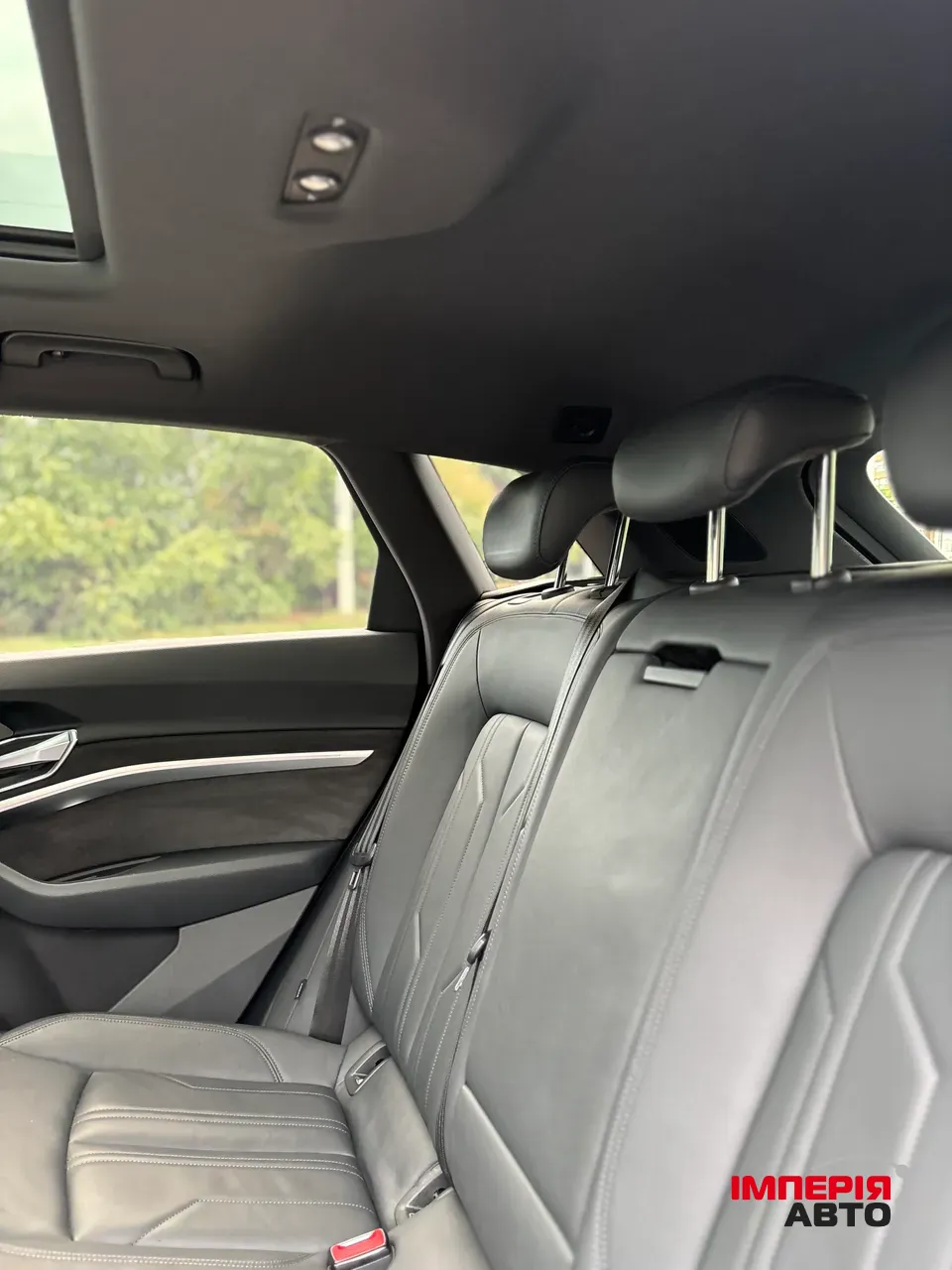 Audi e-tron - фото 44