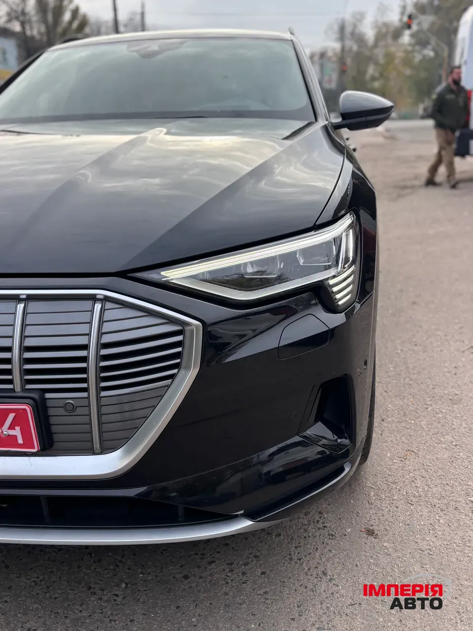 Audi e-tron - фото 22