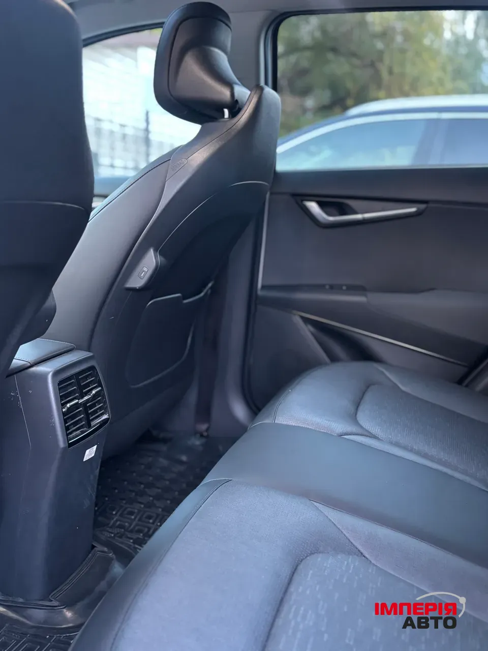 Kia Niro - фото 25