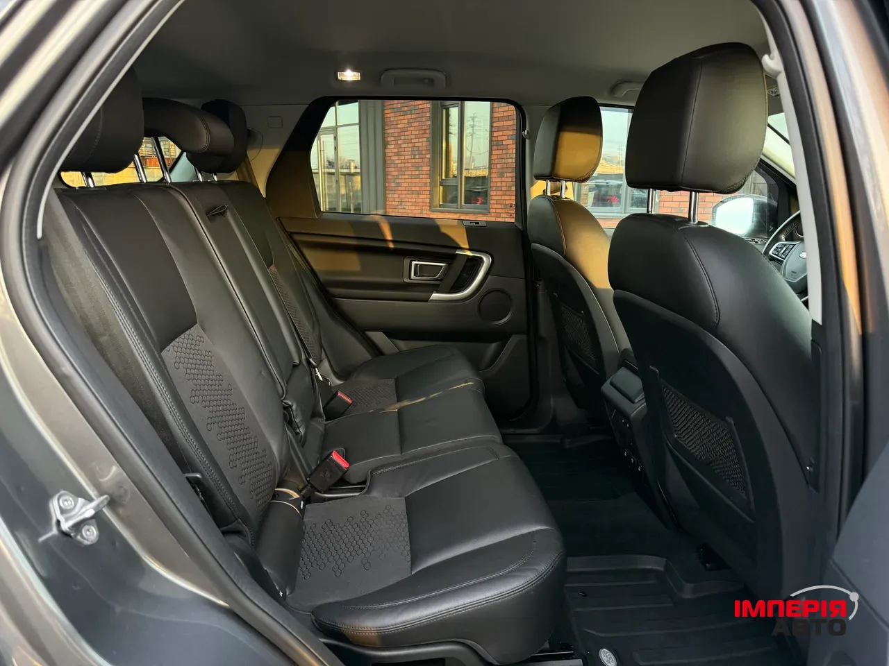 Land Rover Discovery Sport - фото 13