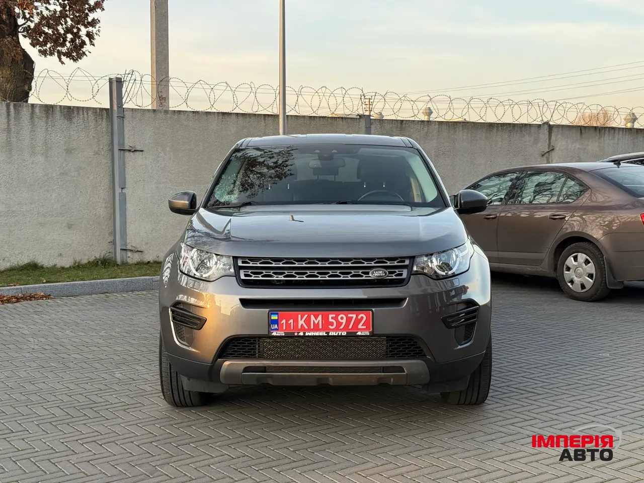Land Rover Discovery Sport - фото 3