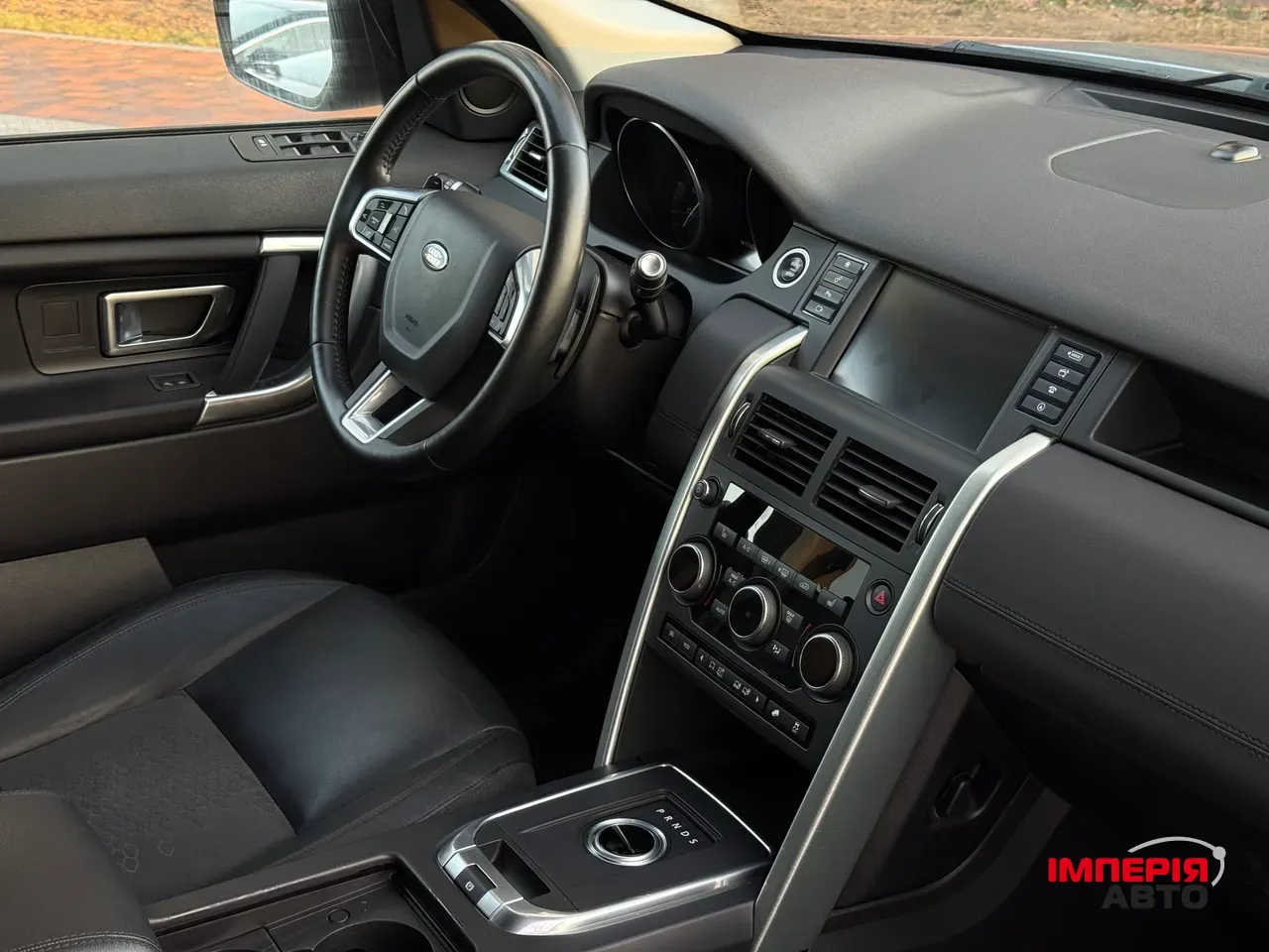 Land Rover Discovery Sport - фото 11