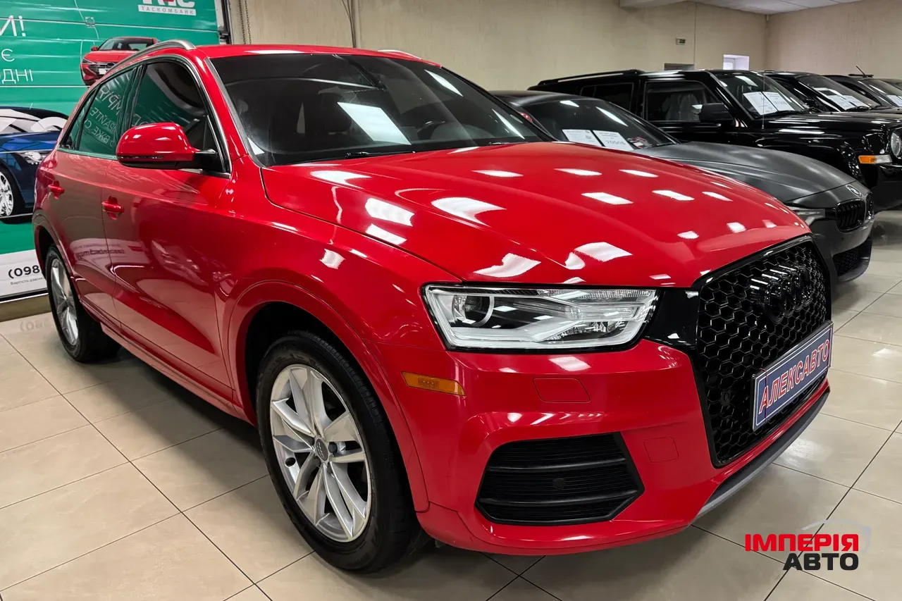 Audi Q3 - фото 1