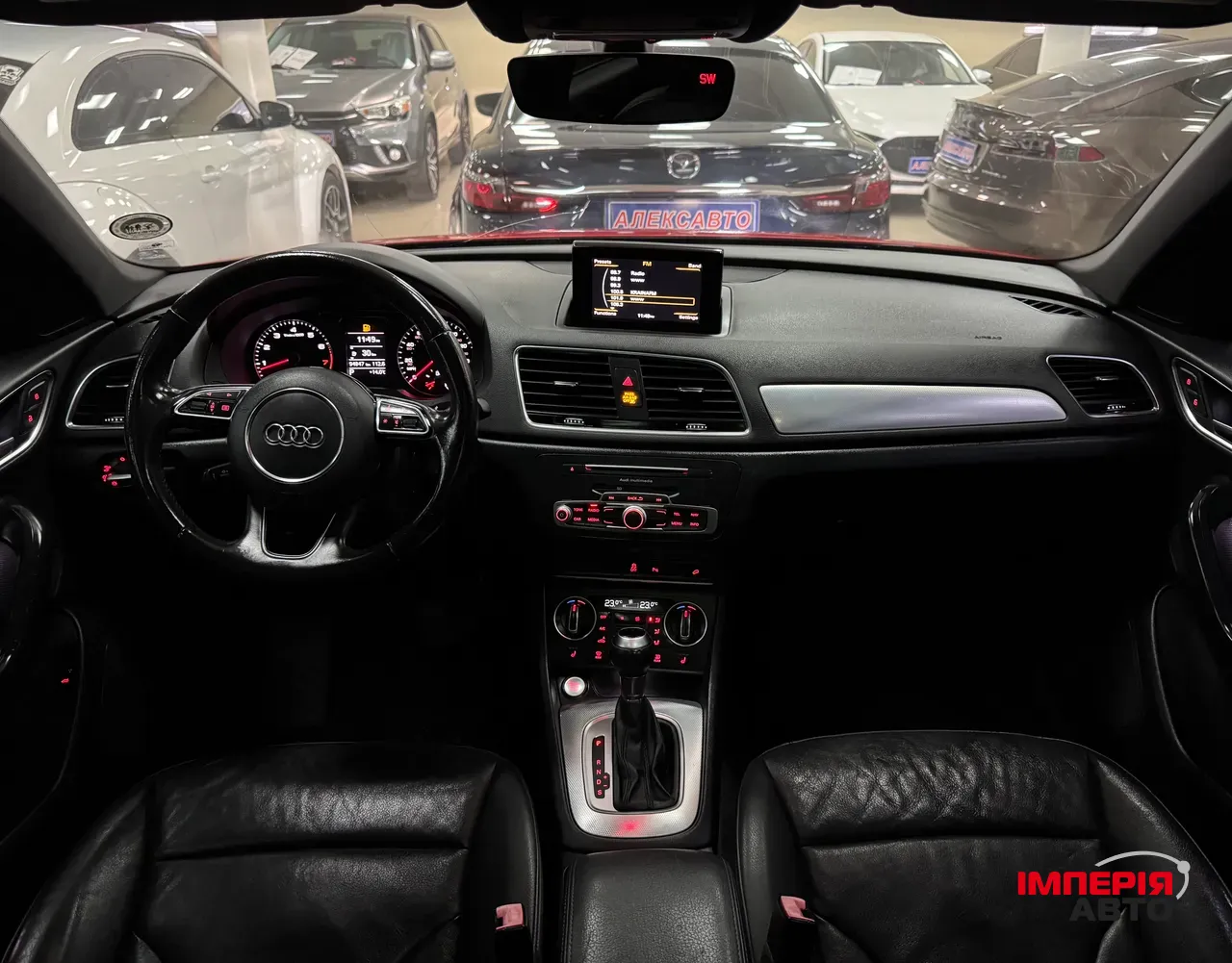 Audi Q3 - фото 10