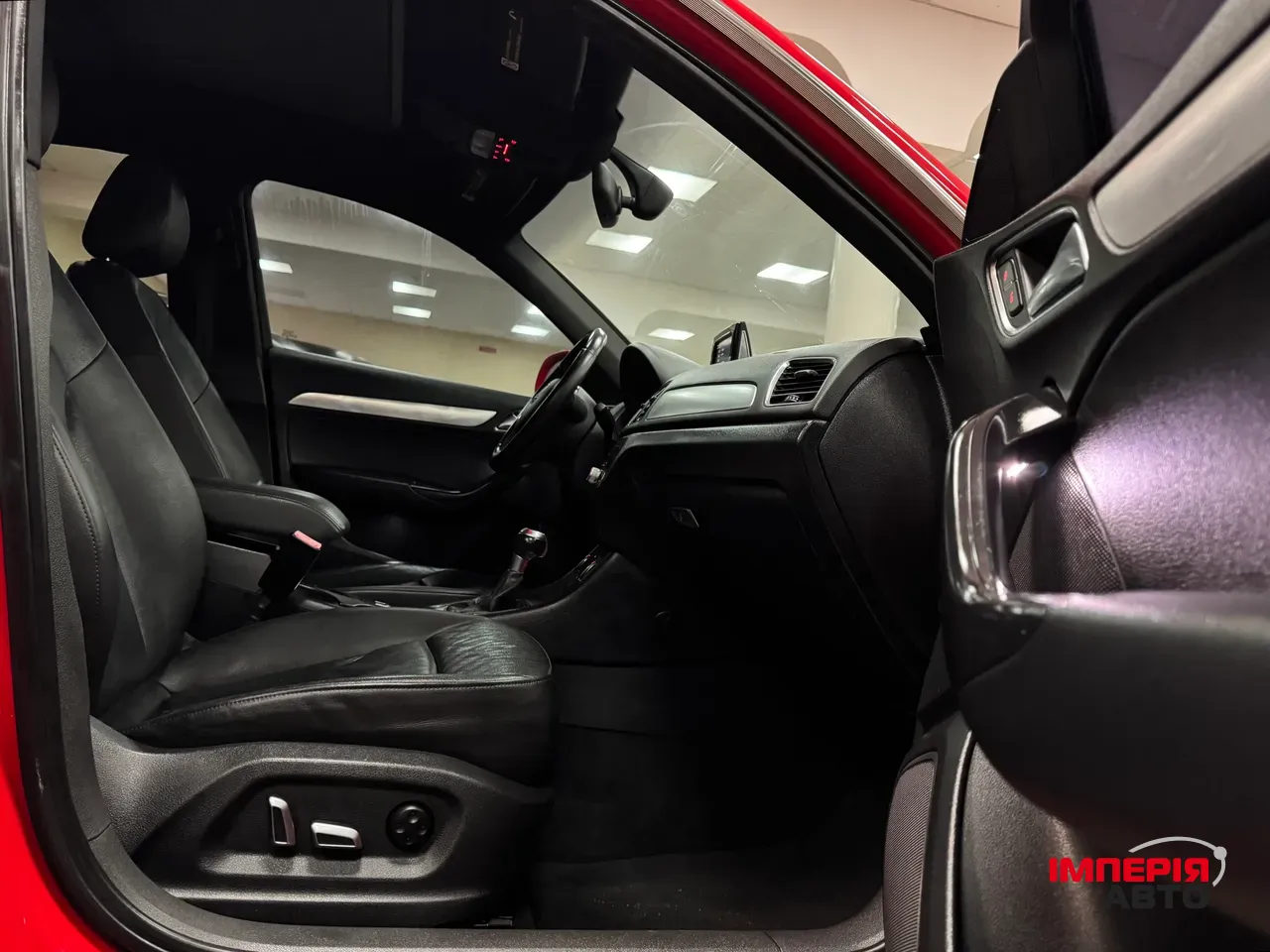 Audi Q3 - фото 7