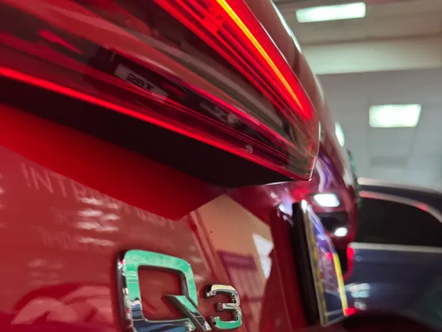 Audi Q3 - фото 5