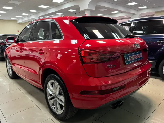 Audi Q3 - фото 4