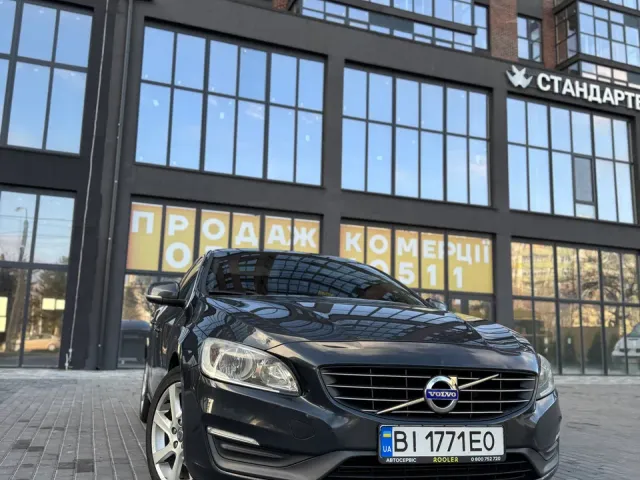 Volvo S60 - фото 4