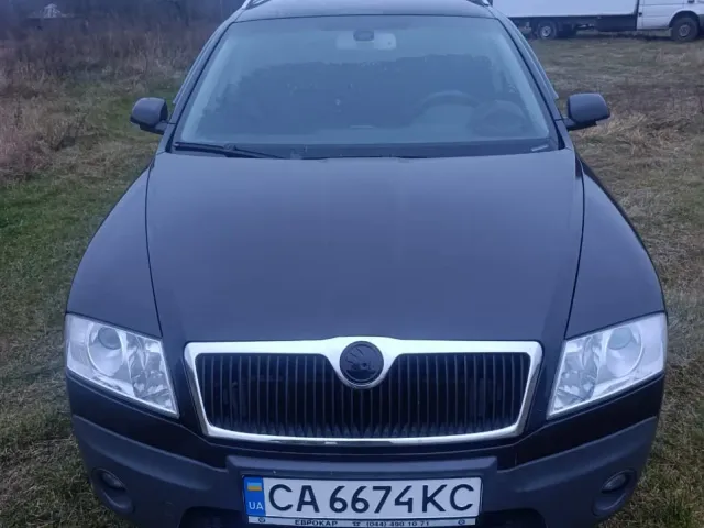 Skoda Octavia - фото 1