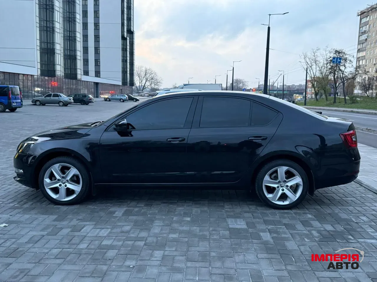 Skoda Octavia - фото 8