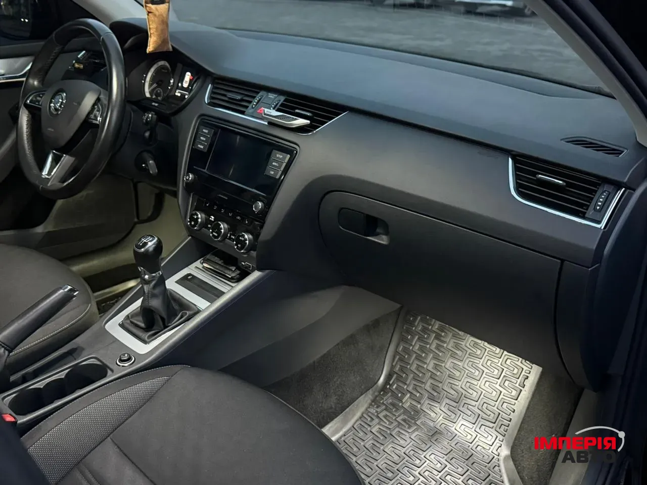 Skoda Octavia - фото 20