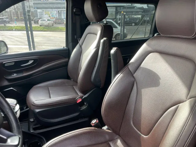 Mercedes-Benz V-Класс - фото 4