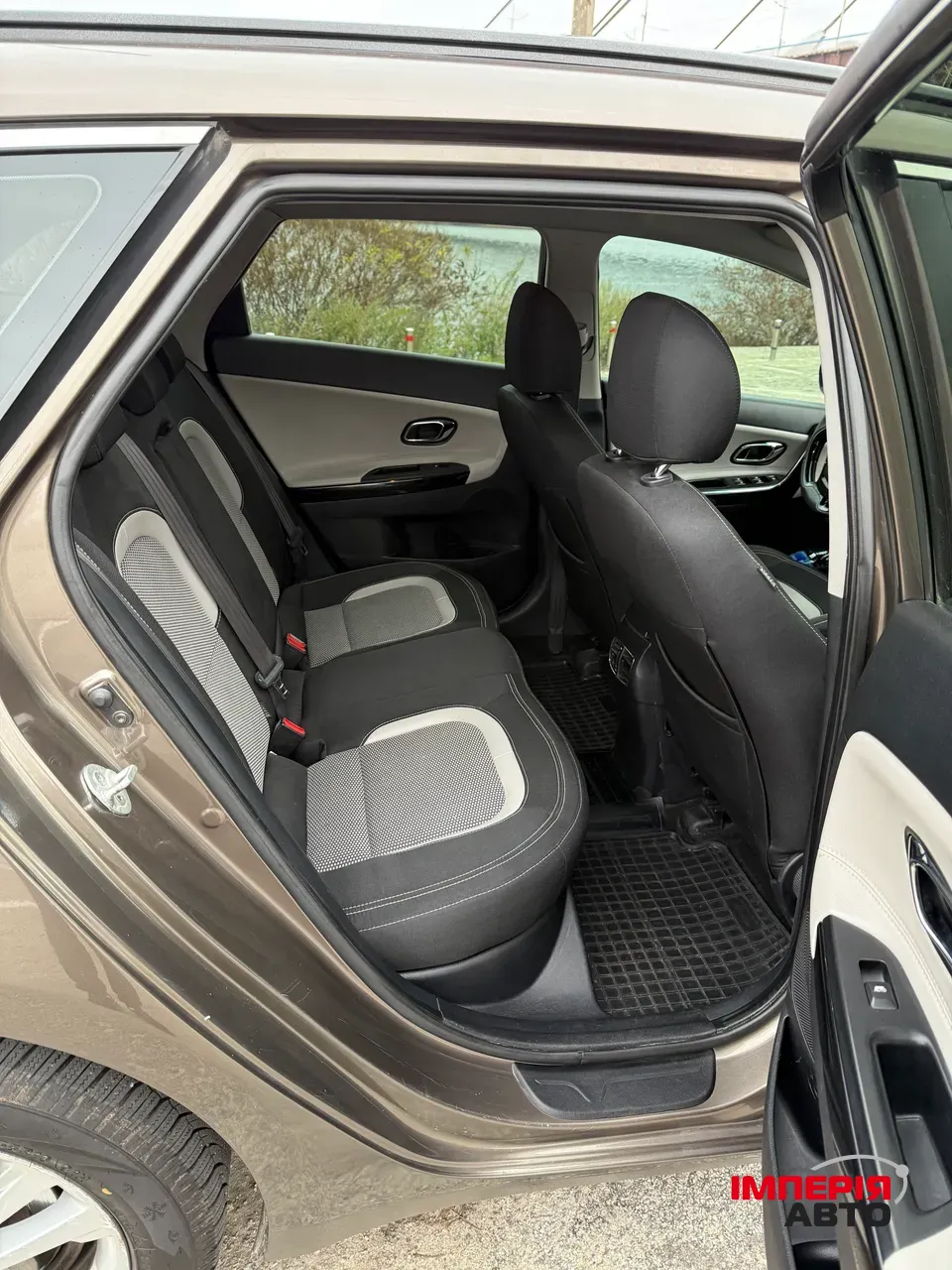 Kia Ceed - фото 28