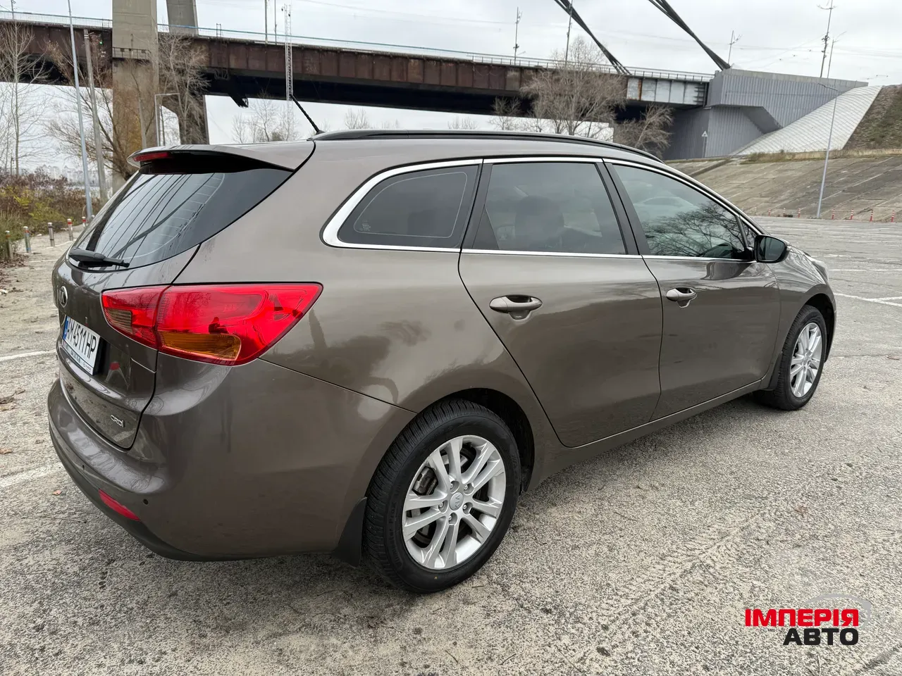 Kia Ceed - фото 32