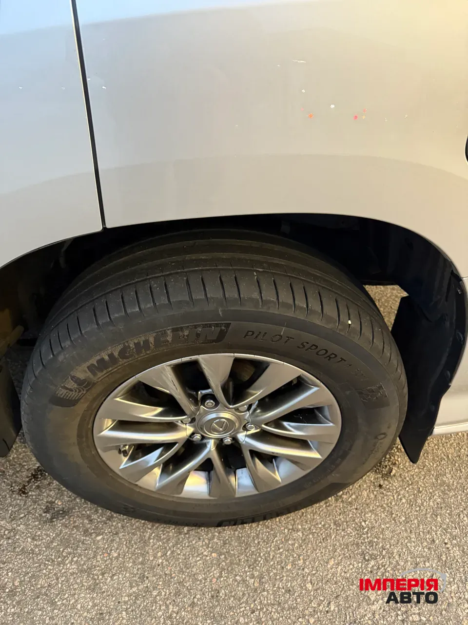 Lexus GX - фото 15