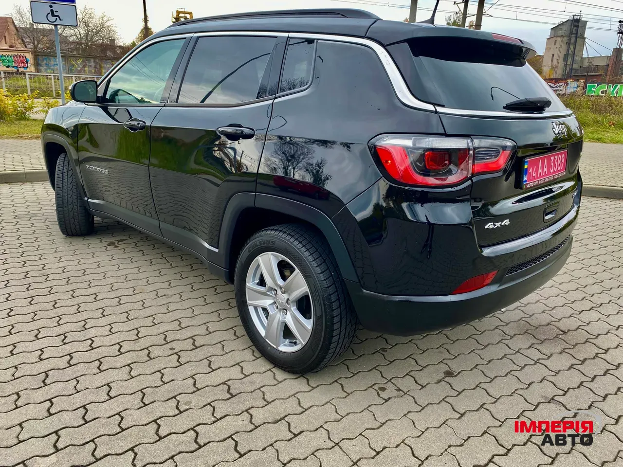 Jeep Compass - фото 21