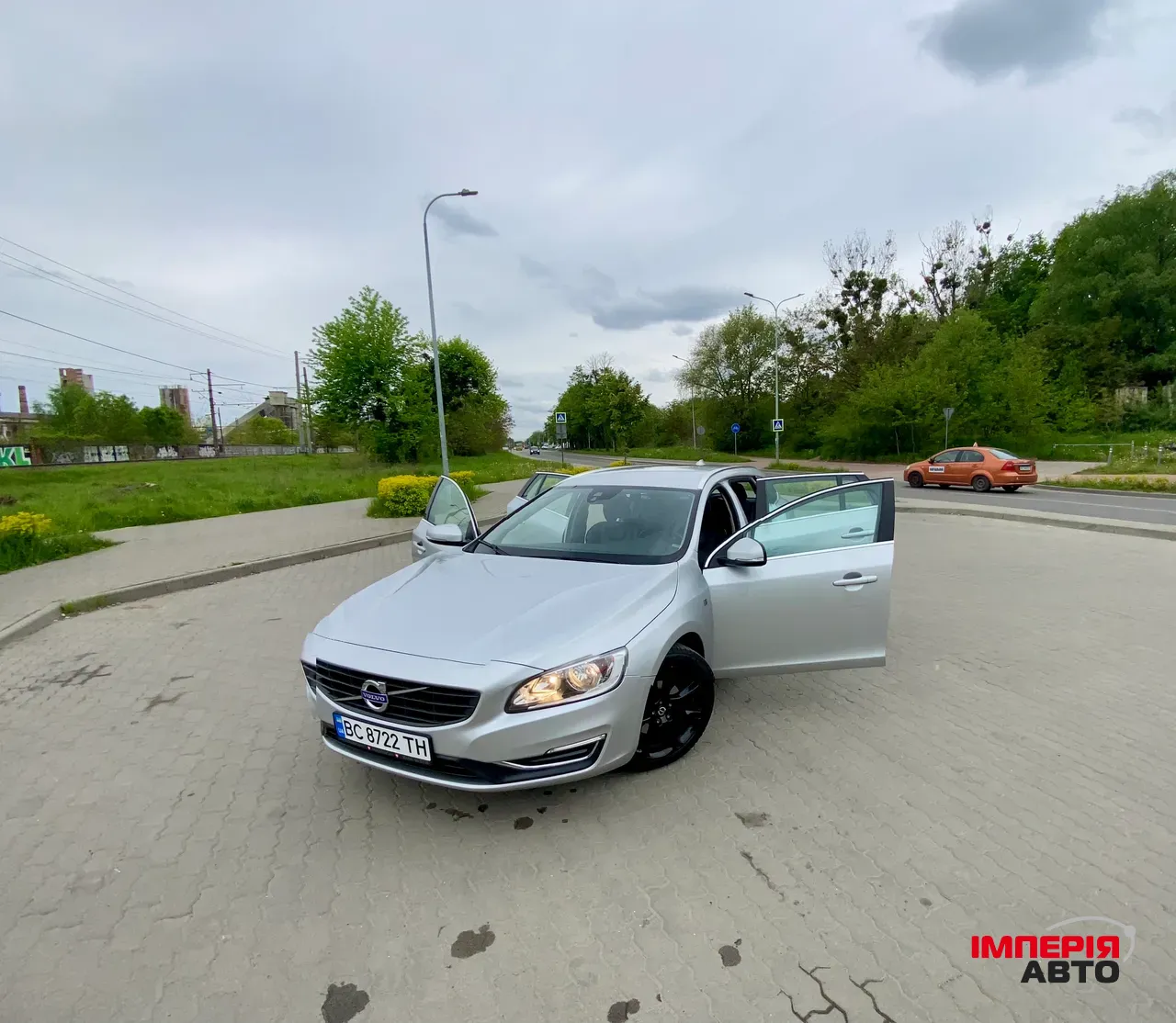 Volvo V60 - фото 19