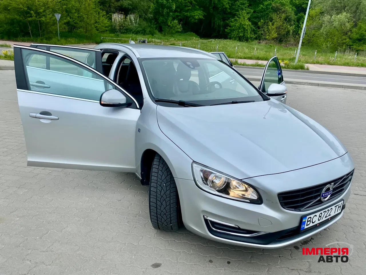 Volvo V60 - фото 5