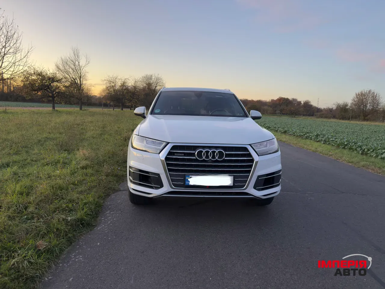 Audi Q7 - фото 1