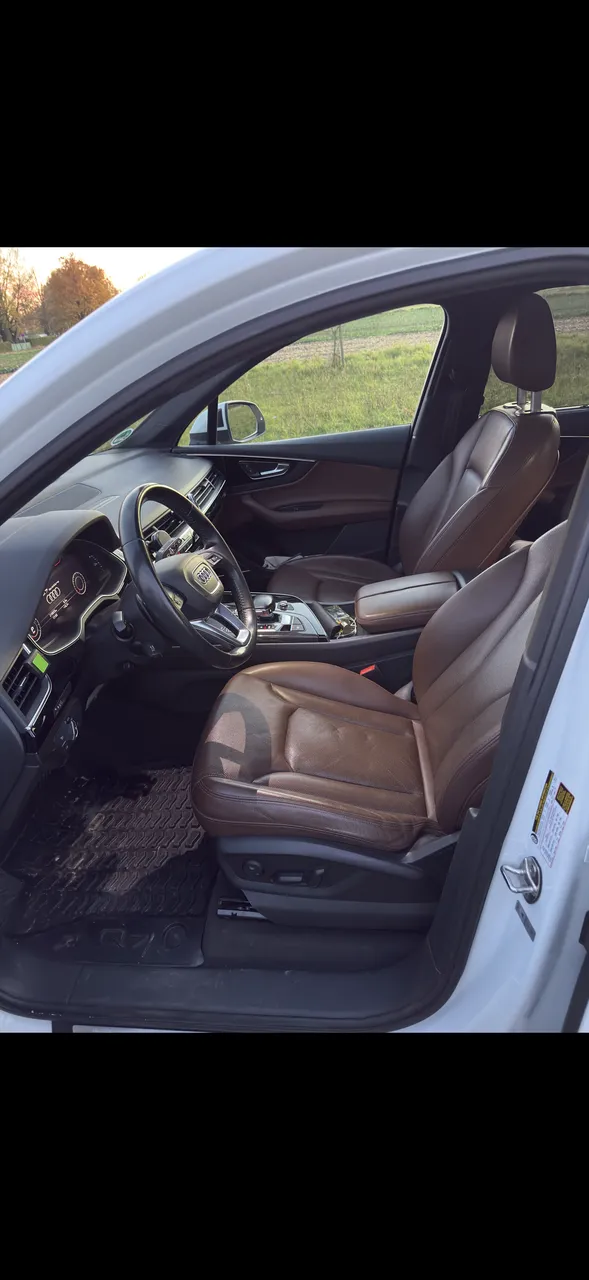 Audi Q7 - фото 5