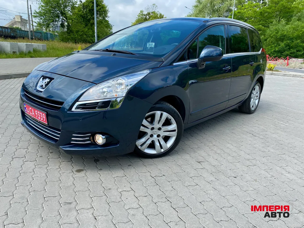 Peugeot 5008 - фото 7