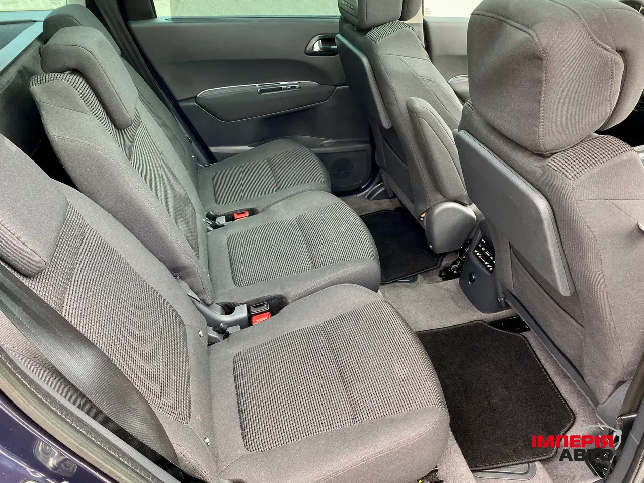 Peugeot 5008 - фото 36