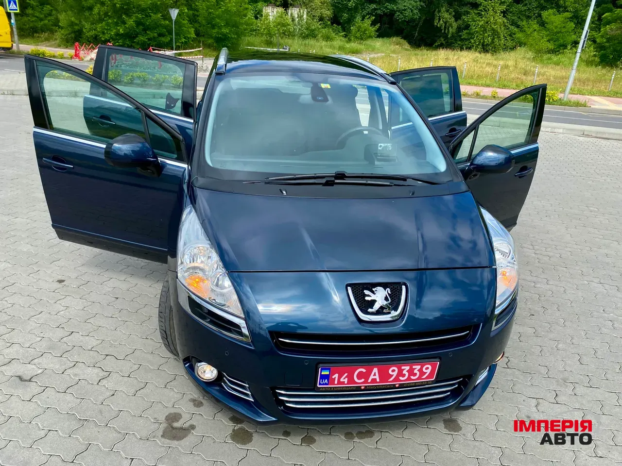 Peugeot 5008 - фото 1