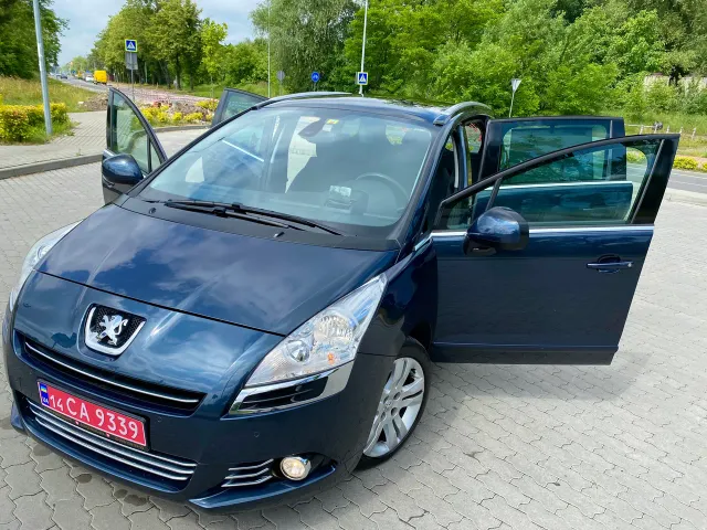 Peugeot 5008 - фото 2