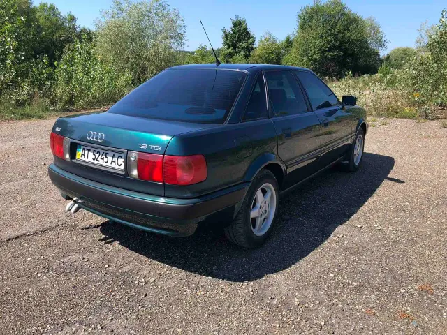 Audi 80 - фото 5