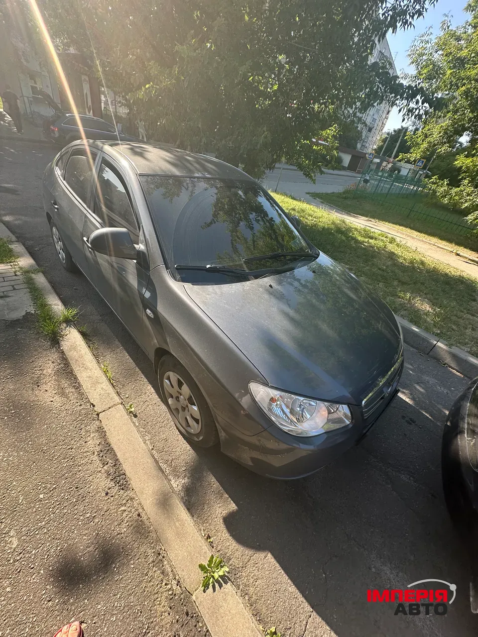 Hyundai Elantra - фото 1