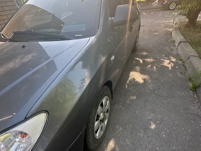 Hyundai Elantra - фото 4