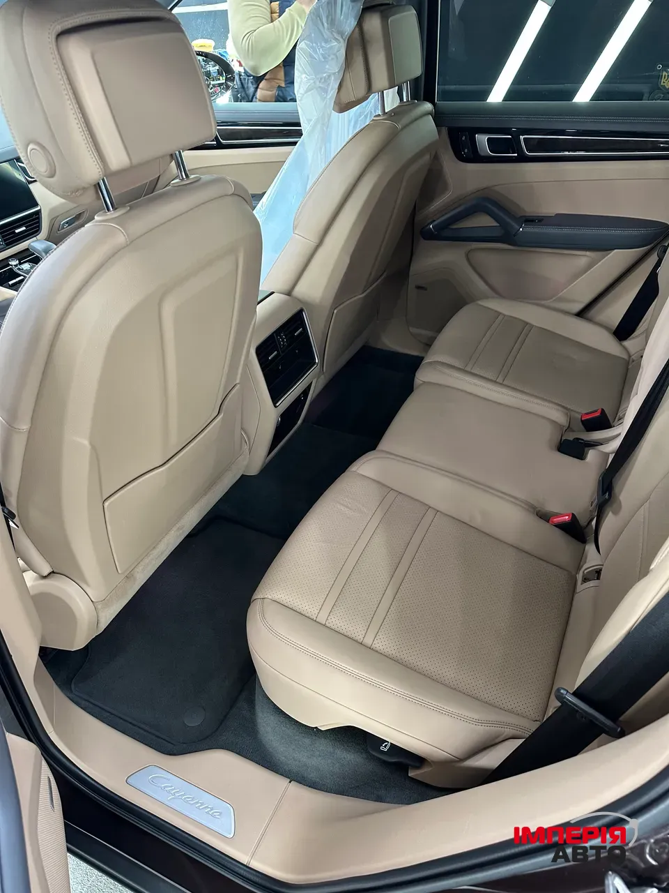 Porsche Cayenne - фото 6