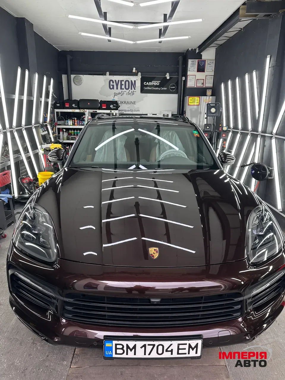 Porsche Cayenne - фото 1