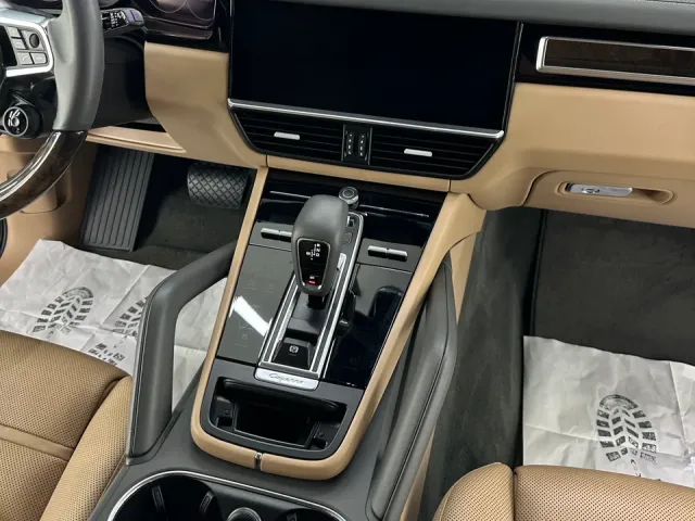 Porsche Cayenne - фото 5