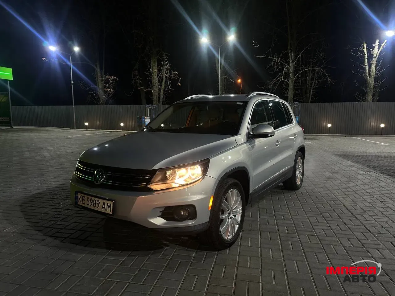 Volkswagen Tiguan - фото 1