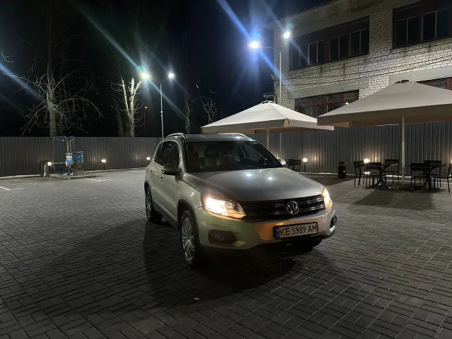 Volkswagen Tiguan - фото 5